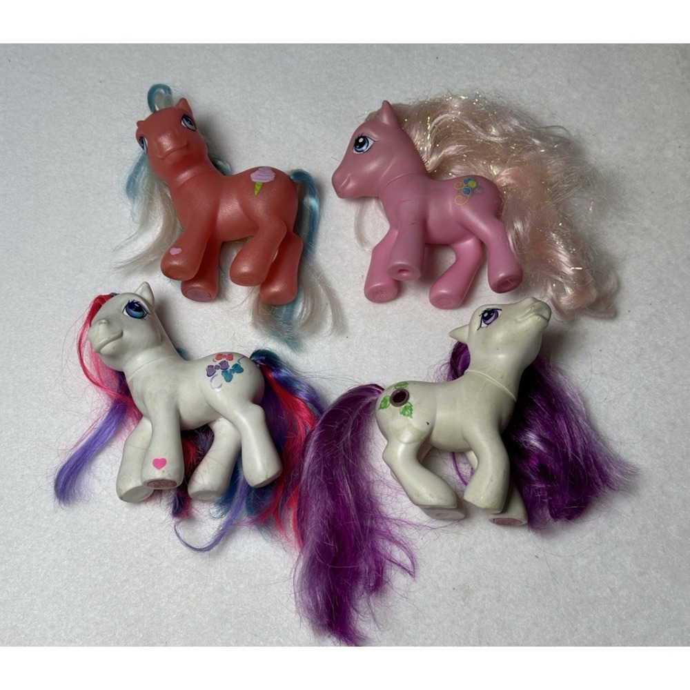 Lot of 4 My Little Pony Vintage Figures Pink White Toys Collectible